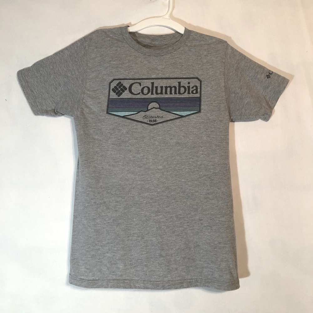 🟢 3/$25 Columbia Grey Sunset T-Shirt Mens S